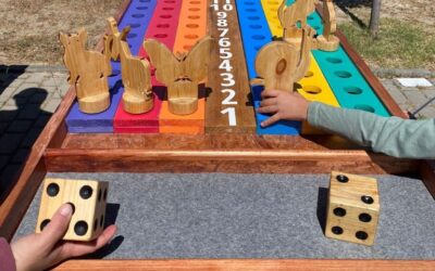 Presentes en Arroyomolinos con los juegos clásicos de madera