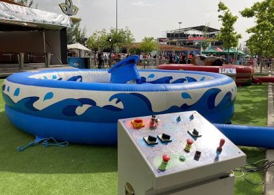 Montaje de atracciones de feria y parques de ocio para eventos de empresa y jornadas familiares
