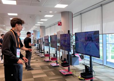 Juego interactivo en pantallas